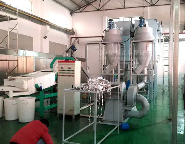 深扒廢鋰電池回收內幕！提取貴金屬，賺錢生意怎么來的？